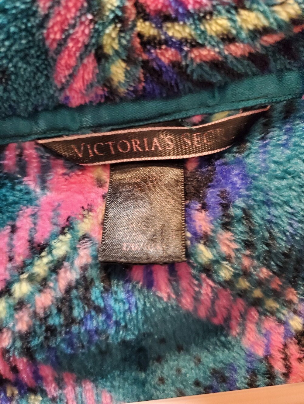 Victorias Secret Robe - Picture 2 of 7
